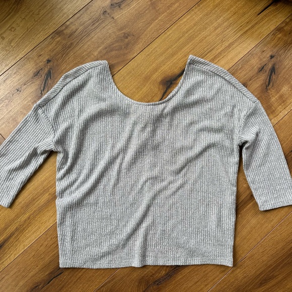 Gentle fawn light knit shirt. - Picture 1 of 3